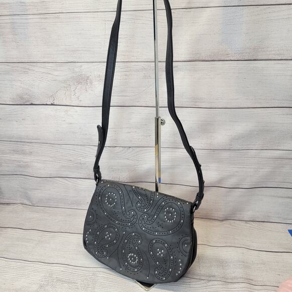 Coldwater Creek Gray Studded Vegan Leather Organizing Shoulder Bag - Picture 2 of 15